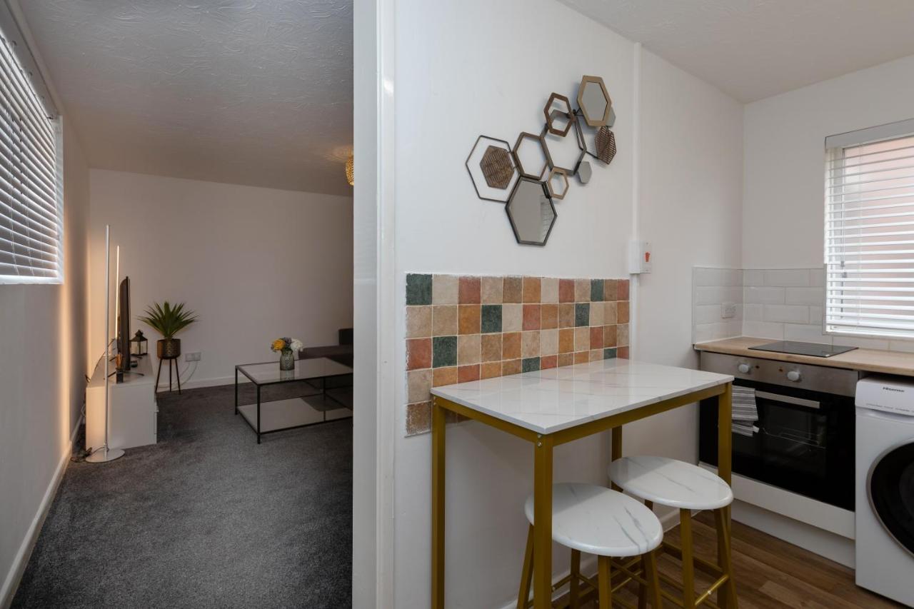 1 Bed Holiday Apartment,Pets Are Welcome 韦茅斯 外观 照片